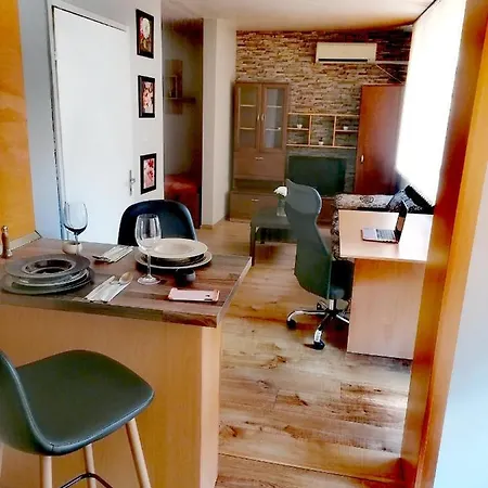 Comfort Getaway Apartman Várna