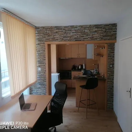 Comfort Getaway Apartman Várna